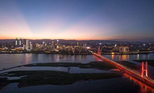 大道如虹 踏歌而行 南昌打通交通 大動(dòng)脈 構(gòu)筑發(fā)展大格局鳳凰網(wǎng)江西 鳳凰網(wǎng)